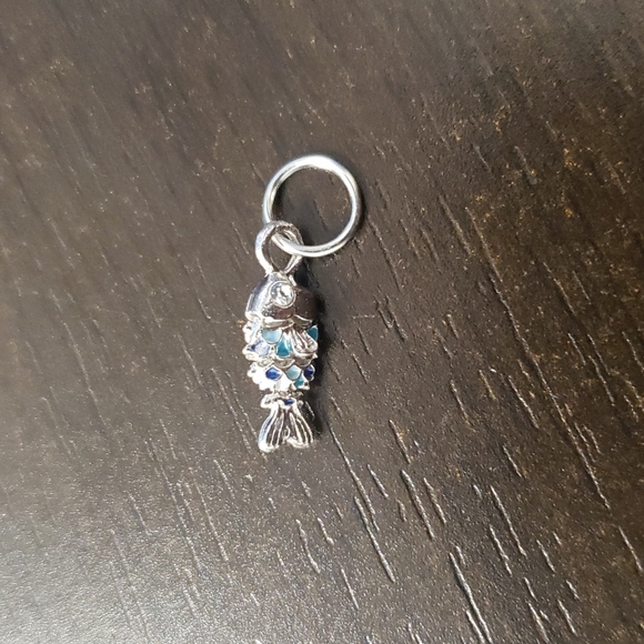 Charms - Picture 4 of 4